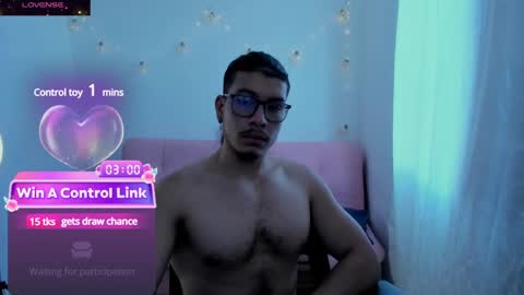 Mikael online show from January 2025 01:56:01 PM