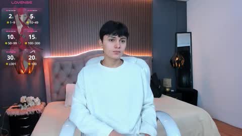 --  -- online show from October 2025 12:01:02 PM