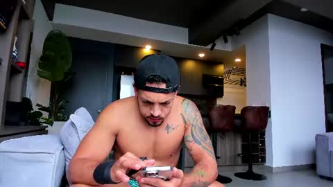 Snapshot of maximo_and_marcelo chatting on July 2026 12:08:02 PM maximo_and_marcelo online show from July 2026 12:08:02 PM