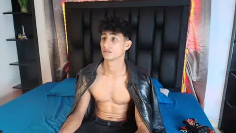 Snapshot of maximo_romano chatting on June 2026 06:56:01 PM Maximo online show from June 2026 06:56:01 PM