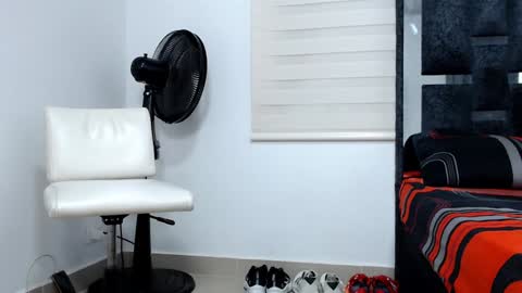 Maximo Sebastian online show from January 2025 03:08:01 AM