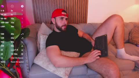 Maximo Wolf online show from April 2026 02:51:02 AM