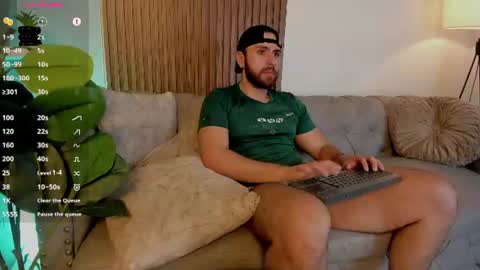 Maximo Wolf online show from July 2026 09:52:02 PM