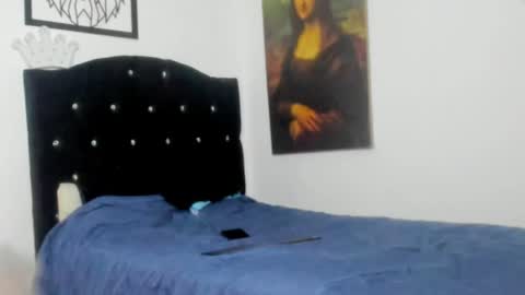 MaximoHernandez online show from April 2026 03:57:02 AM