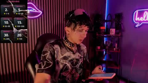 MAXIMO online show from April 2026 01:03:01 AM