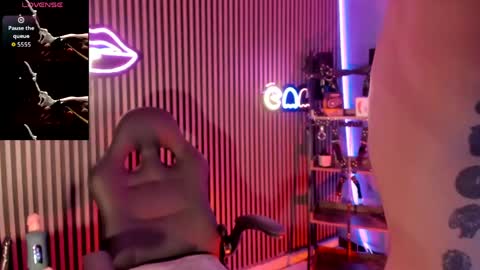 MAXIMO online show from April 2026 01:42:02 AM