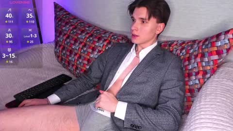 Max online show from January 2025 02:41:01 PM