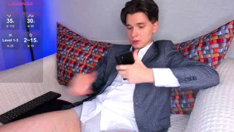 Max online show from March 2025 09:29:01 AM