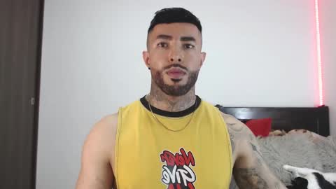 Independent Model online show from March 2026 03:10:01 AM