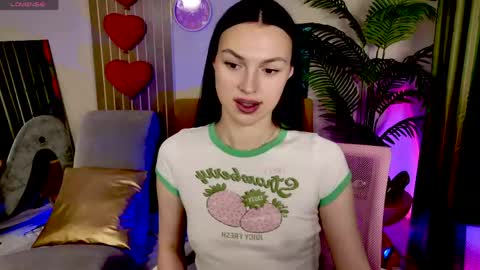 Snapshot of maxincarroll chatting on June 2026 12:22:02 PM MaxinCarroll online show from June 2026 12:22:02 PM