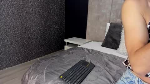 Maxi Rogers online show from February 2026 11:09:02 AM