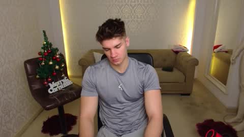 MaxKaiden online show from December 2025 05:57:01 AM