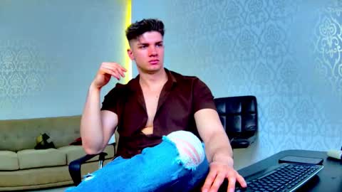 MaxKaiden online show from March 2026 07:37:02 AM