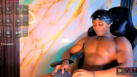 Maxmuscle10 online show from April 2026 05:12:02 AM