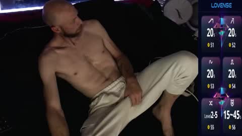 MaxRouger online show from October 2025 07:30:02 AM