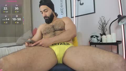 Max online show from October 2025 03:45:01 PM