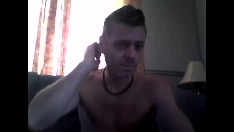 Snapshot of maxthewolf chatting on October 2025 12:59:01 PM MaxTheWolf online show from October 2025 12:59:01 PM