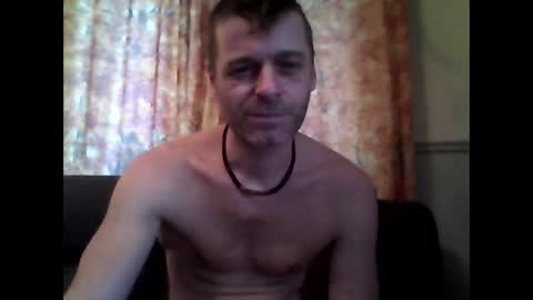 Snapshot of maxthewolf chatting on November 2025 08:08:02 PM MaxTheWolf online show from November 2025 08:08:02 PM