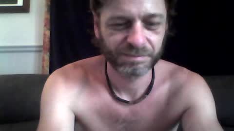 MaxTheWolf online show from July 2026 02:01:01 PM