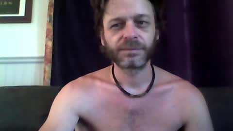 MaxTheWolf online show from July 2026 10:11:01 AM