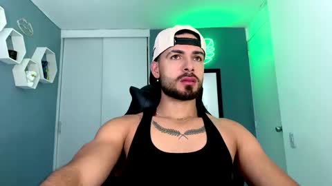 Maxi online show from October 2025 01:06:02 AM