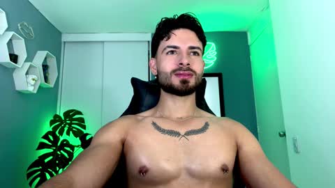 Maxi online show from October 2025 11:35:02 PM