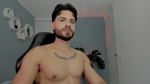 Maxi online show from March 2026 01:27:02 AM