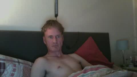 Snapshot of maxwilly7803039708 chatting on June 2026 03:42:02 AM maxwilly7803039708 online show from June 2026 03:42:02 AM