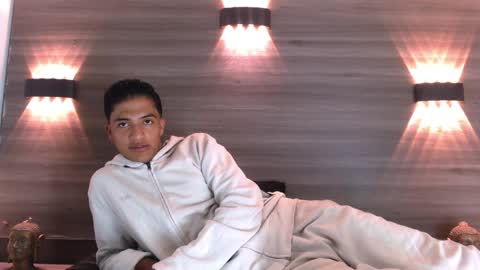 Snapshot of maxwyatt_1 chatting on June 2026 04:12:01 PM Max Wyatt online show from June 2026 04:12:01 PM