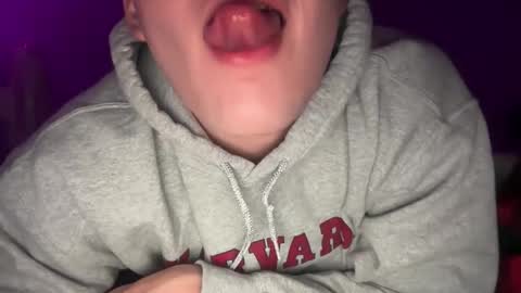 Snapshot of maxx276828 chatting on November 2025 04:01:01 AM maxx276828 online show from November 2025 04:01:01 AM