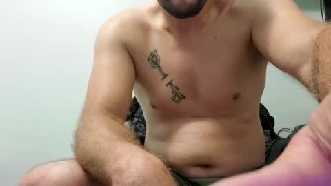 Snapshot of maxx916 chatting on October 2025 08:32:01 AM Max online show from October 2025 08:32:01 AM