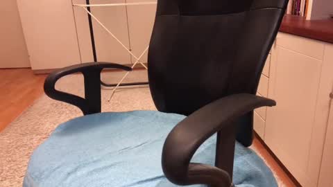 Max online show from January 2025 06:47:01 AM