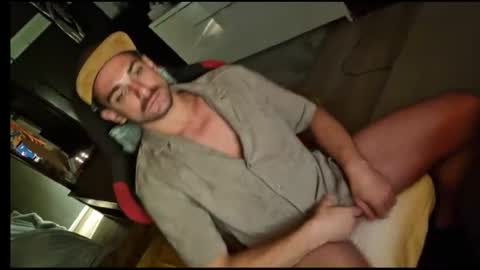Snapshot of maxxxhard_ chatting on June 2026 10:01:02 PM maxxxhard_ online show from June 2026 10:01:02 PM