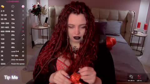 Maya Mils online show from February 2026 01:44:02 AM