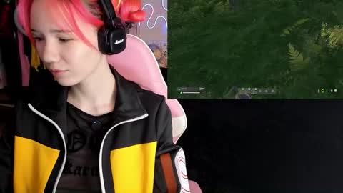 Maya Viola online show from November 2025 05:21:01 AM