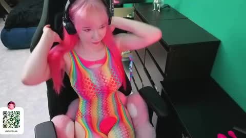 Maya Viola online show from April 2026 05:23:01 AM