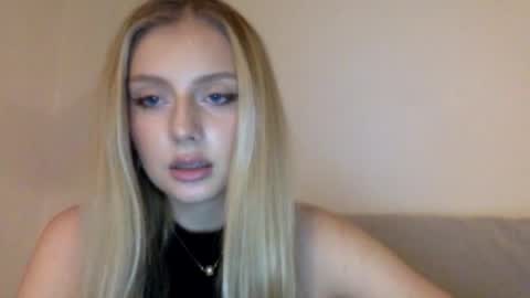 mayaflirt online show from February 2026 09:00:02 PM