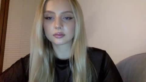 mayaflirt online show from March 2026 08:59:01 PM