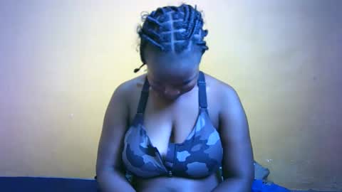 Snapshot of mayah_sexy chatting on March 2026 06:41:02 AM mayah_sexy online show from March 2026 06:41:02 AM