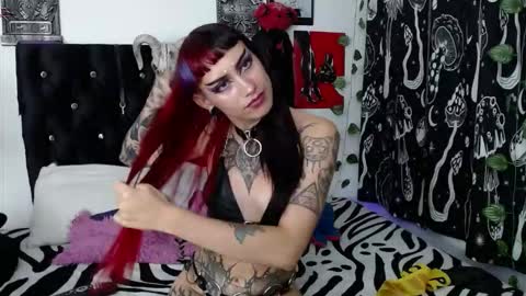 mayaredd online show from March 2026 02:37:01 AM
