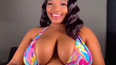 MayBabi online show from December 2024 03:12:02 PM