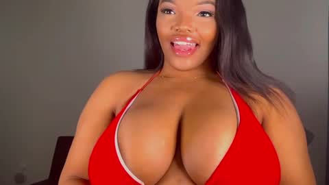 Snapshot of maybabi chatting on January 2025 12:05:02 PM MayBabi online show from January 2025 12:05:02 PM