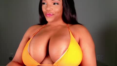 MayBabi online show from February 2025 11:44:02 AM