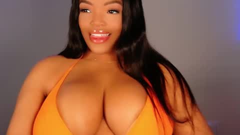 MayBabi online show from November 2025 12:42:02 PM