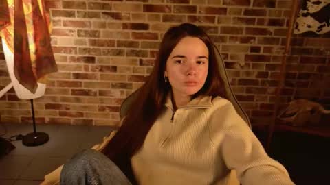 maybloom_ online show from December 2025 05:26:01 AM