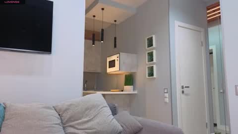 My name Casey  online show from November 2025 04:13:01 AM