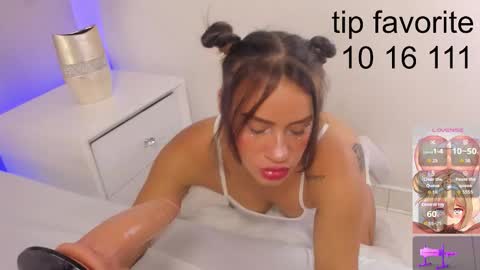 maye  online show from November 2025 02:33:02 AM