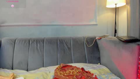 mayevanss online show from November 2025 03:52:02 AM