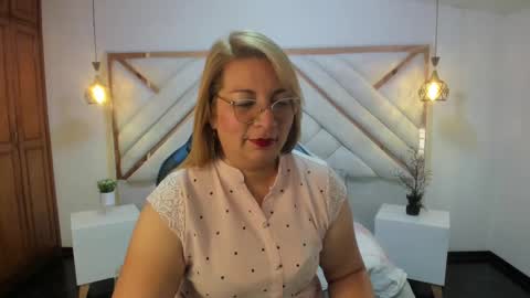 Mailyn online show from March 2025 11:48:01 AM