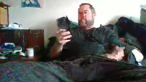 Dad bod 43 online show from January 2025 05:45:02 PM